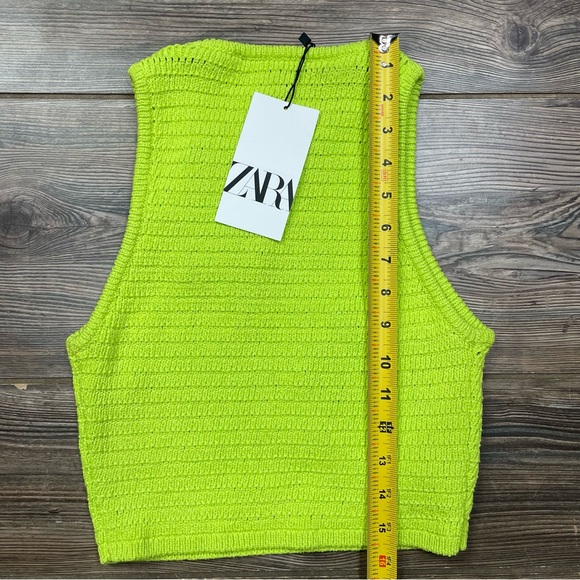 Zara Neon Green Knit Crochet Top Cropped Contrast Crochet Floral MEDIUM NWT - Picture 7 of 8